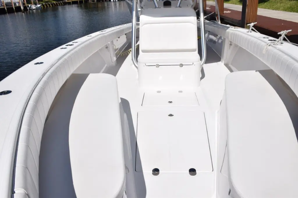 LION'S SHARE 2016 Bahama 2021 Verado 400s Yacht For Sale in Stuart FL LION'S SHARE 2016 Bahama 2021 Verado 400s Yacht For Sale in Stuart FL