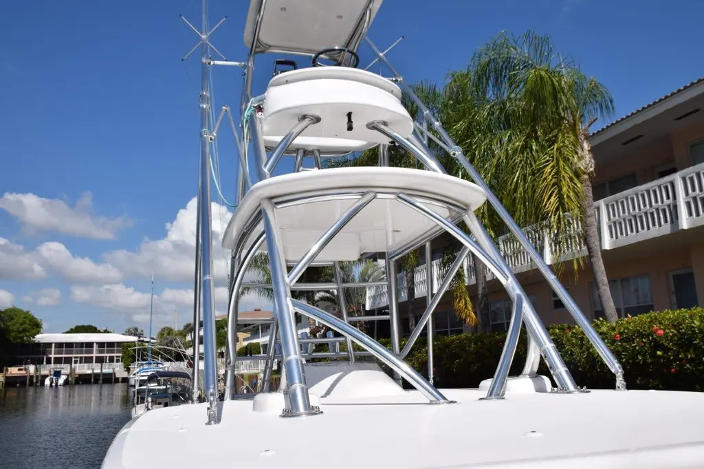 LION'S SHARE 2016 Bahama 2021 Verado 400s Yacht For Sale in Stuart FL LION'S SHARE 2016 Bahama 2021 Verado 400s Yacht For Sale in Stuart FL