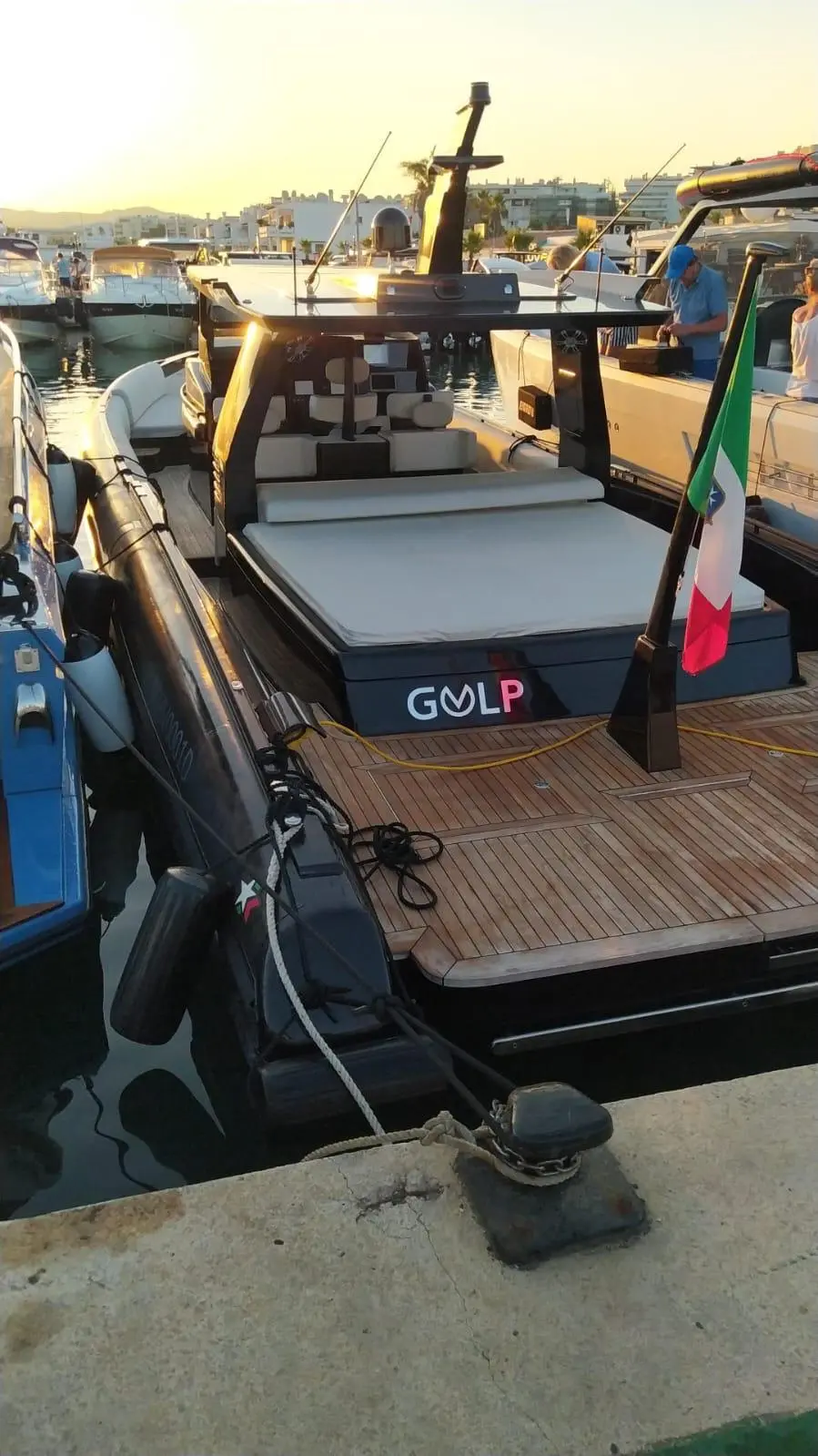 2015 Black Shiver 140 JET Yacht For Sale in Ibiza 2015 Black Shiver 140 JET Yacht For Sale in Ibiza