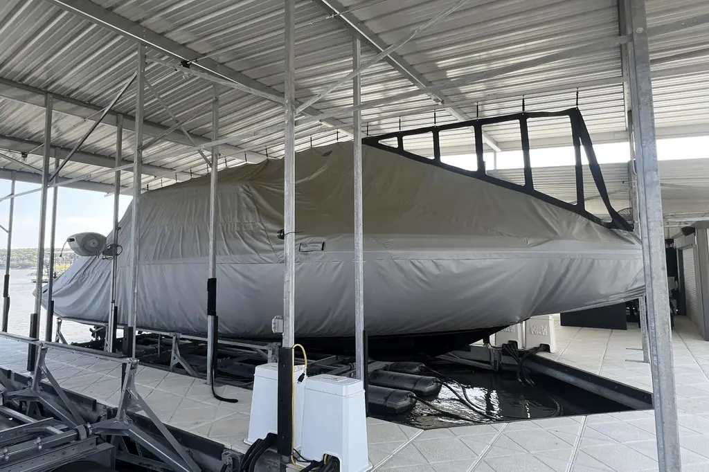 2021 Sea Ray SLX 400 Yacht For Sale in Lake Ozark MO 2021 Sea Ray SLX 400 Yacht For Sale in Lake Ozark MO