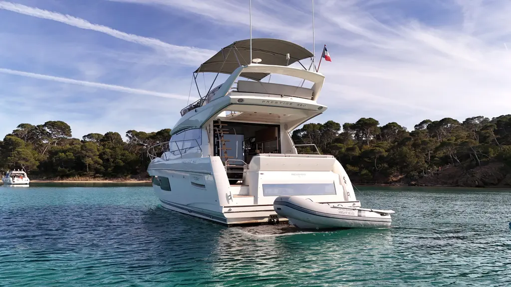 2022 Prestige 460 Yacht For Sale in Saint-Laurent-du-Var 2022 Prestige 460 Yacht For Sale in Saint-Laurent-du-Var