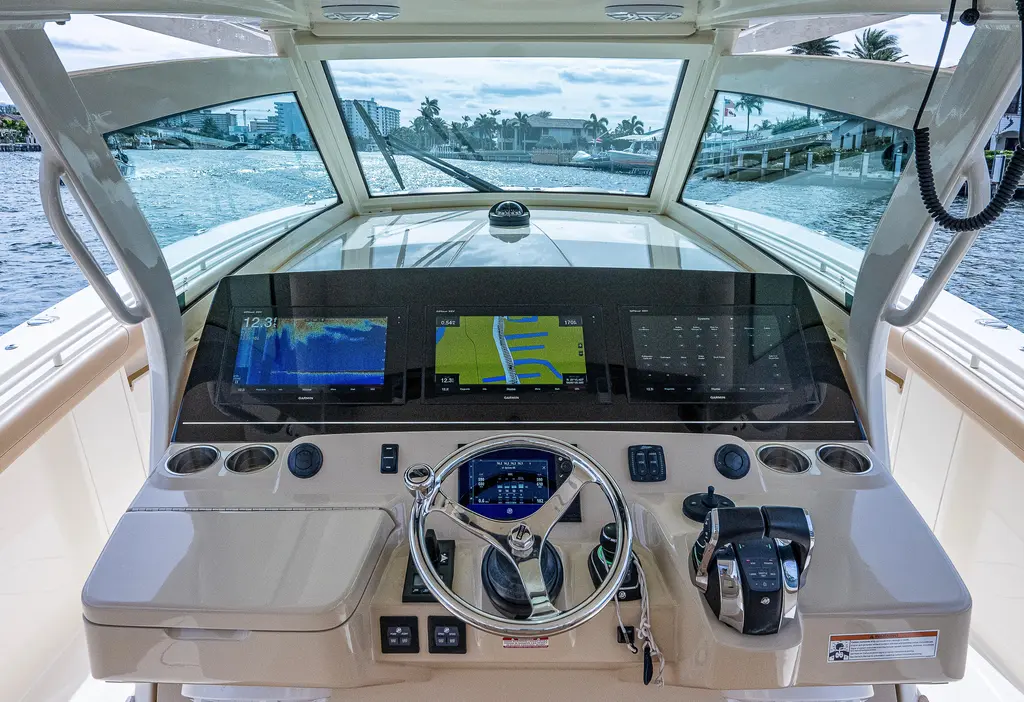 2019 Scout 420 LXF Yacht For Sale in Pompano Beach FL 2019 Scout 420 LXF Yacht For Sale in Pompano Beach FL
