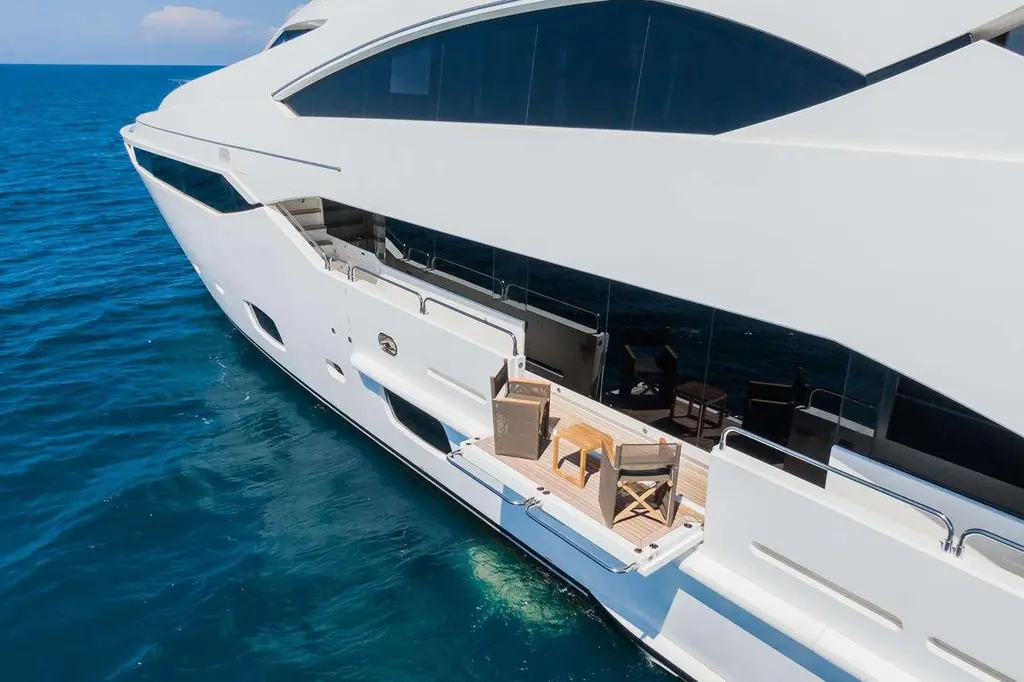  2014 Sunseeker 131 Yacht Yacht For Sale in Livorno IT-LI