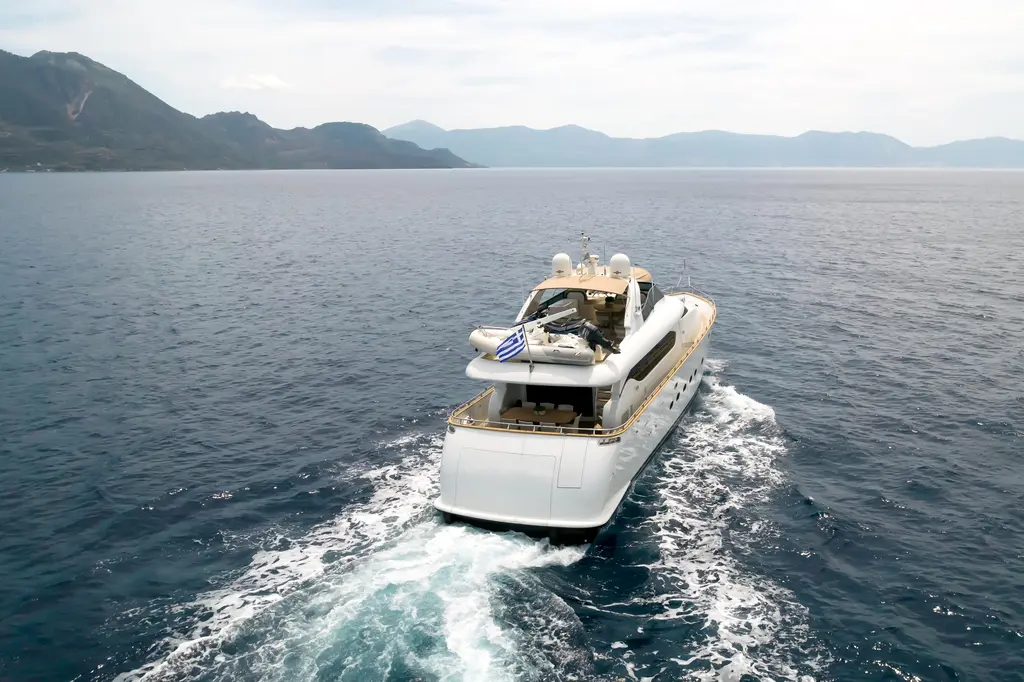 Cookie 2002 Maiora 84 FLY Yacht For Sale in Alimos Cookie 2002 Maiora 84 FLY Yacht For Sale in Alimos
