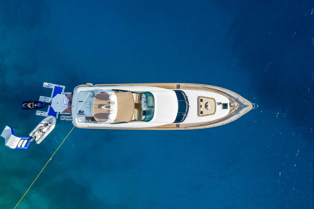 Cookie 2002 Maiora 84 FLY Yacht For Sale in Alimos Cookie 2002 Maiora 84 FLY Yacht For Sale in Alimos