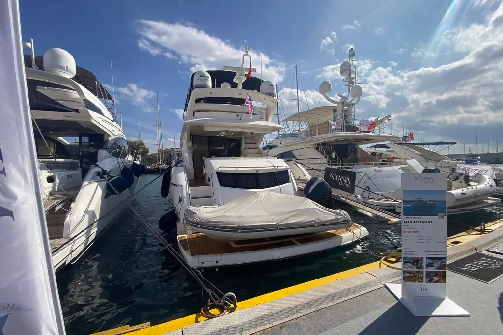 NM01655 2011 Sunseeker Manhattan 63 Yacht For Sale in Aegean Sea NM01655 2011 Sunseeker Manhattan 63 Yacht For Sale in Aegean Sea