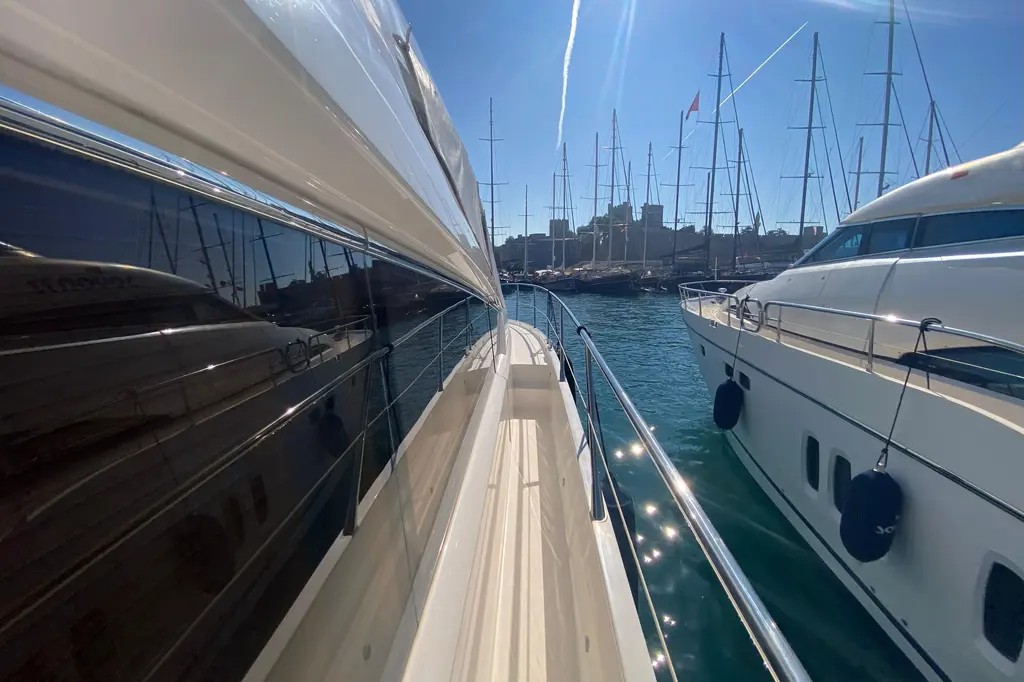 NM01655 2011 Sunseeker Manhattan 63 Yacht For Sale in Aegean Sea NM01655 2011 Sunseeker Manhattan 63 Yacht For Sale in Aegean Sea