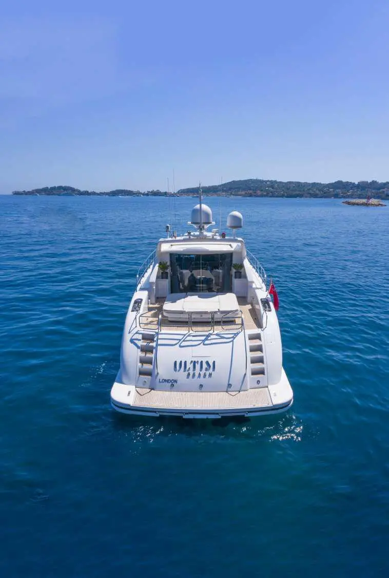 ULTIM 2006 Arno Leopard Canteri Navale Srl Yacht For Sale in St Barths ULTIM 2006 Arno Leopard Canteri Navale Srl Yacht For Sale in St Barths