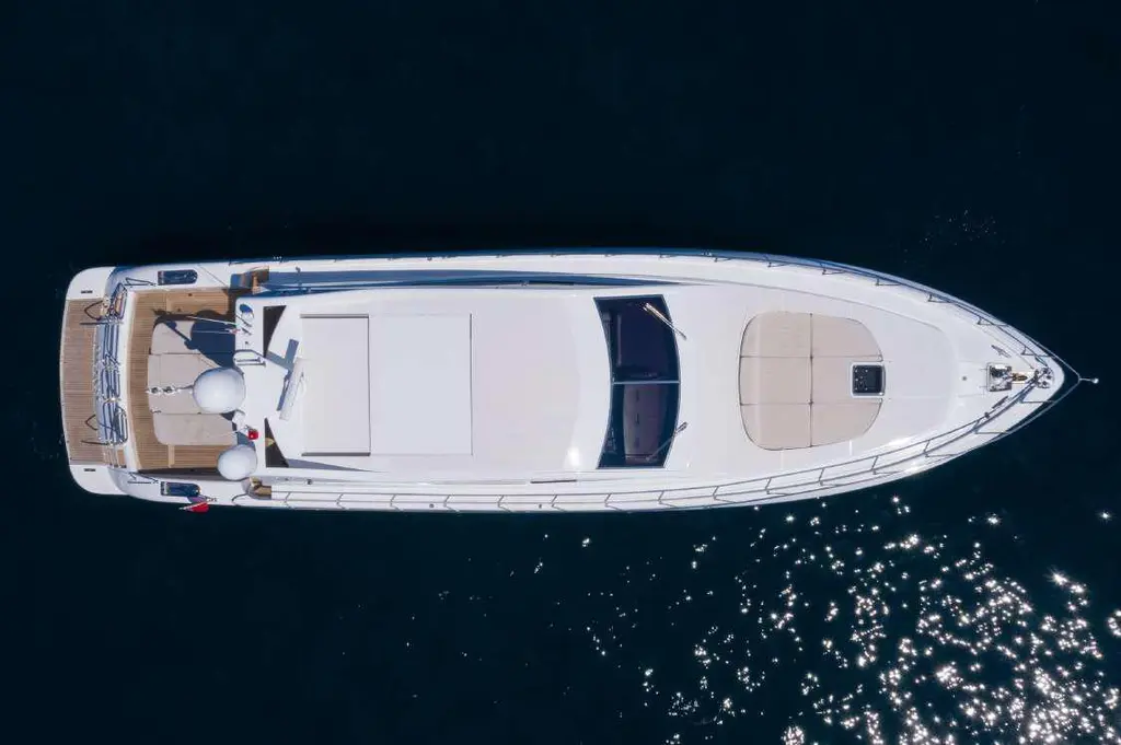 ULTIM 2006 Arno Leopard Canteri Navale Srl Yacht For Sale in St Barths ULTIM 2006 Arno Leopard Canteri Navale Srl Yacht For Sale in St Barths