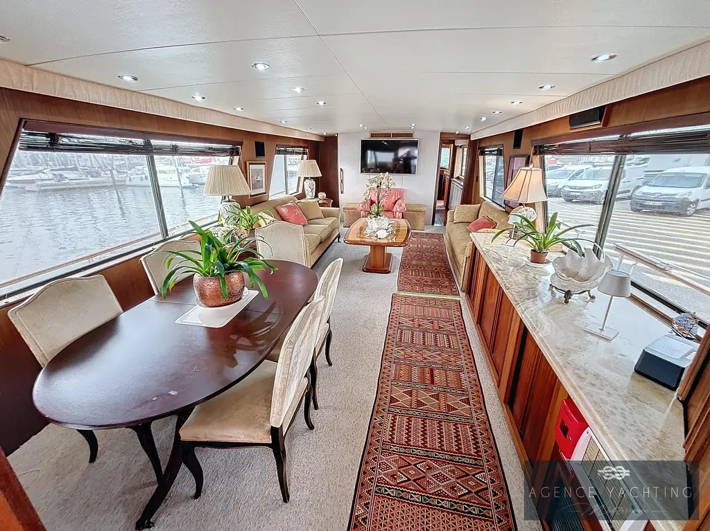 1987 Hatteras 85 Yacht For Sale in Canet en Roussillon 66 1987 Hatteras 85 Yacht For Sale in Canet en Roussillon 66