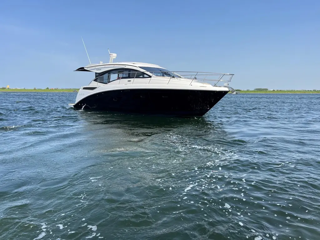 2015 Sea Ray Sundancer 400 Yacht For Sale in Kamperland 2015 Sea Ray Sundancer 400 Yacht For Sale in Kamperland
