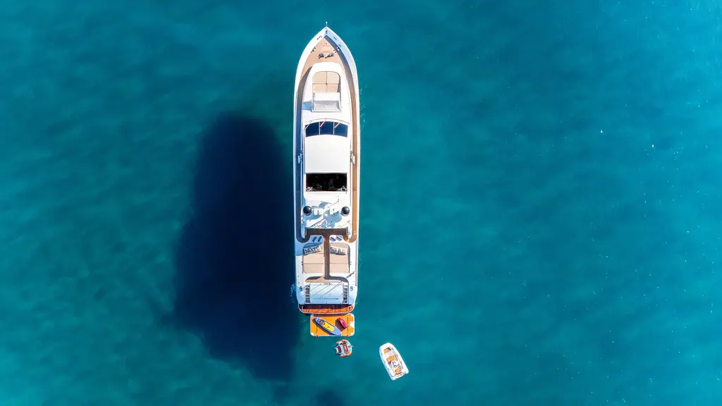 1997 Arno Leopard 27 Yacht For Sale in Cannes 06 1997 Arno Leopard 27 Yacht For Sale in Cannes 06