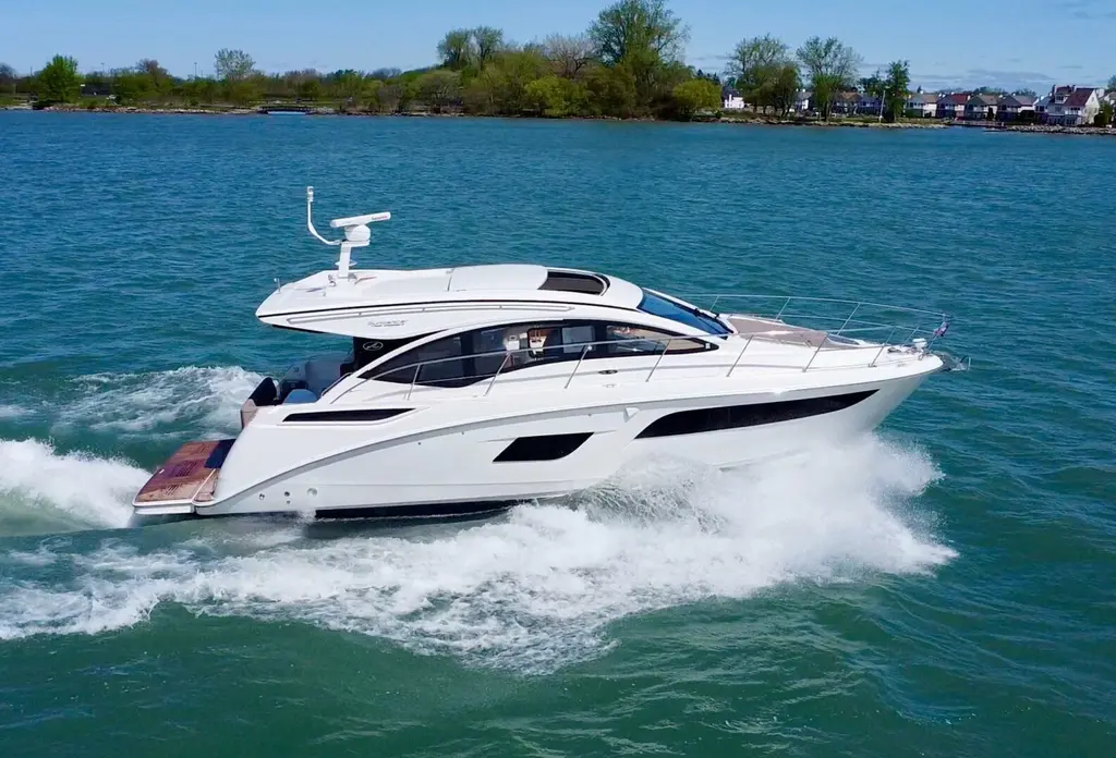IMAGINATION 2017 Sea Ray 400 Sundancer Yacht For Sale in Detroit MI IMAGINATION 2017 Sea Ray 400 Sundancer Yacht For Sale in Detroit MI