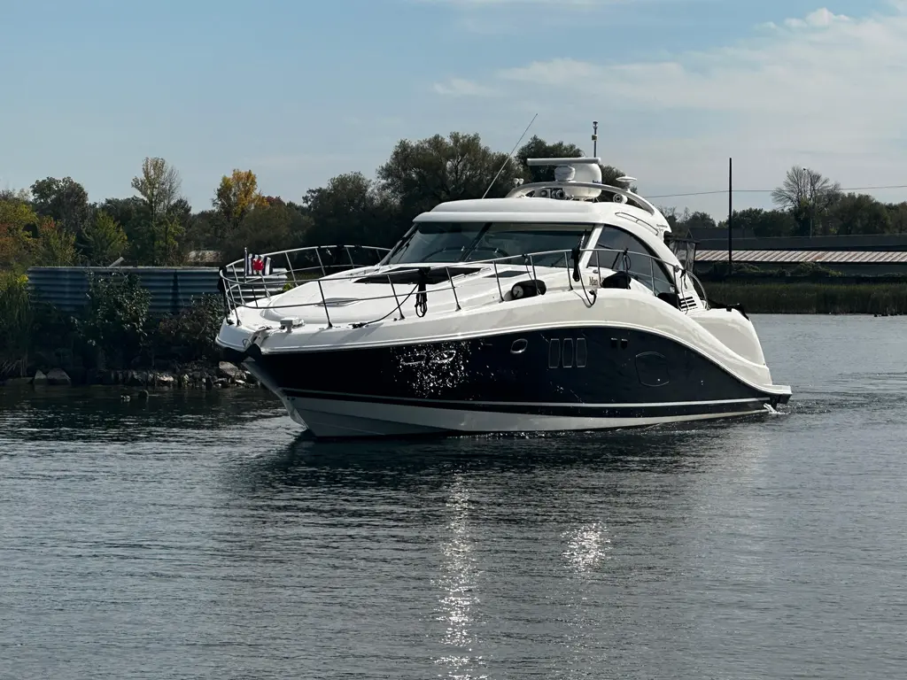 Man O War 2009 Sea Ray 55 Sundancer Yacht For Sale in Toronto ON Man O War 2009 Sea Ray 55 Sundancer Yacht For Sale in Toronto ON