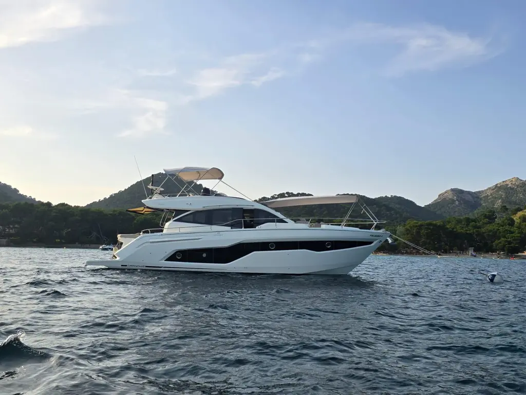  2020 Cranchi E 52S Evoluzione Yacht For Sale in Alcudia ES-PM