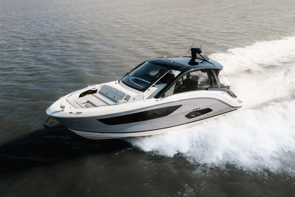 2023 Sea Ray Sundancer 370 Outboard Yacht For Sale in Charleston SC 2023 Sea Ray Sundancer 370 Outboard Yacht For Sale in Charleston SC