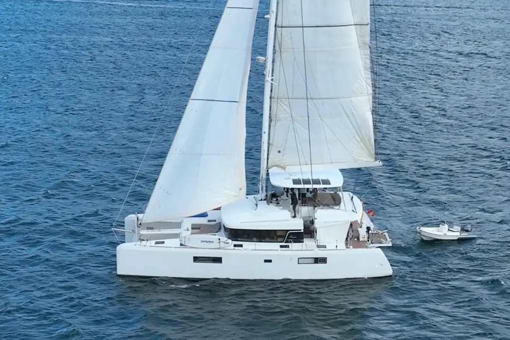 Amea 2014 Lagoon 52 F Yacht For Sale in Grenada 