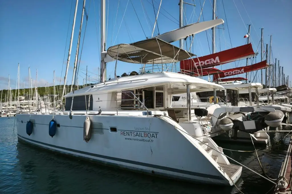Bacchuis 2012 Lagoon 560 Yacht For Sale in Le Marin Bacchuis 2012 Lagoon 560 Yacht For Sale in Le Marin