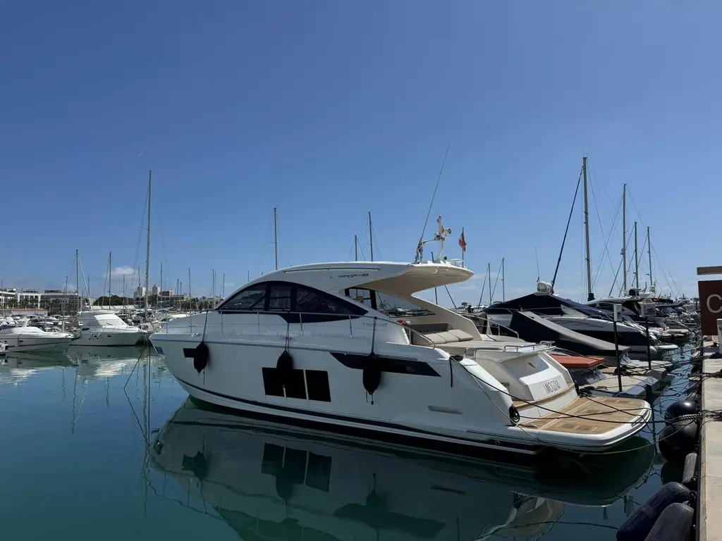  2017 Fairline Targa 48 Open Yacht For Sale in Santa Eul&agrave;ria des Riu 