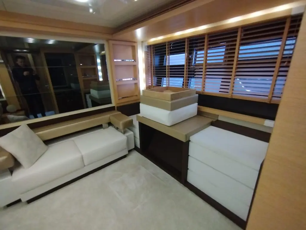 2010 Baia ONE HUNDRED Yacht For Sale in DUBAI 2010 Baia ONE HUNDRED Yacht For Sale in DUBAI