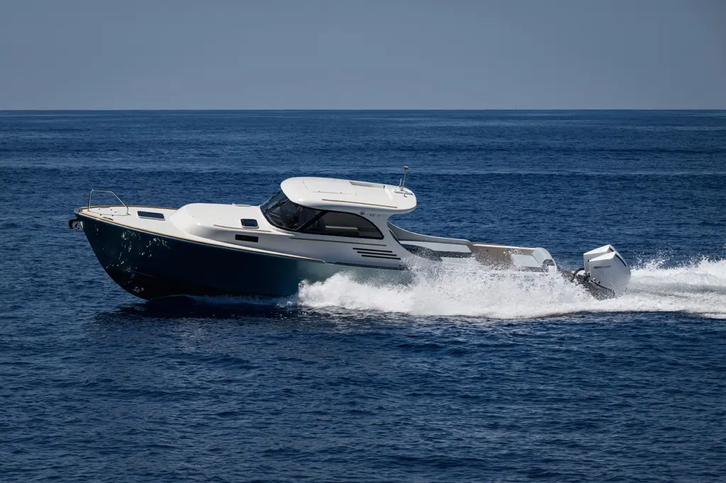 39 OUTBOARD 2025 39 outboard Yacht For Sale in Porto di Savona IT-SV 39 OUTBOARD 2025 39 outboard Yacht For Sale in Porto di Savona IT-SV
