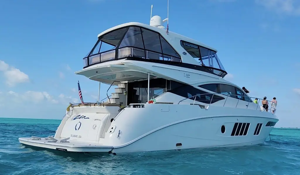 Zen 2015 Sea Ray L650 Fly Yacht For Sale in Belize City Zen 2015 Sea Ray L650 Fly Yacht For Sale in Belize City