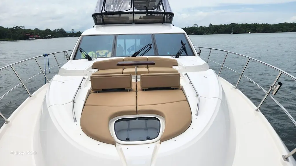 Zen 2015 Sea Ray L650 Fly Yacht For Sale in Belize City Zen 2015 Sea Ray L650 Fly Yacht For Sale in Belize City