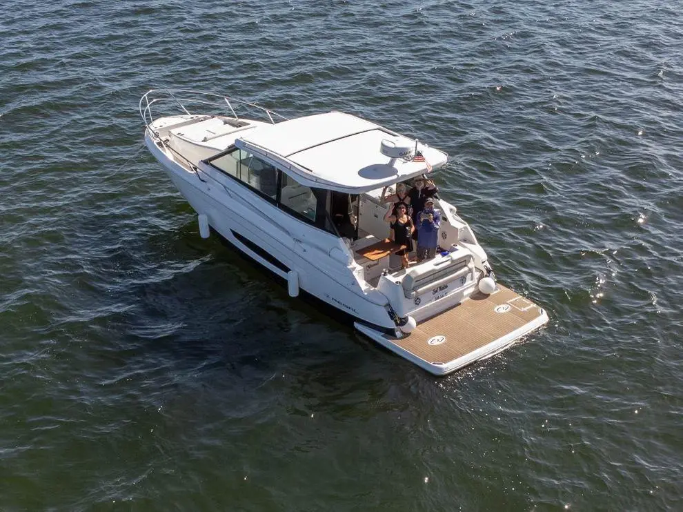  2023 Regal 38 Grande Coupe Yacht For Sale in Cape Canaveral FL
