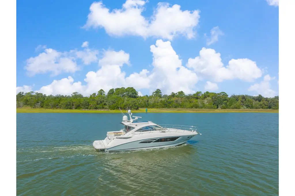2013 Sea Ray Sundancer 510 Yacht For Sale in Thunderbolt GA 2013 Sea Ray Sundancer 510 Yacht For Sale in Thunderbolt GA