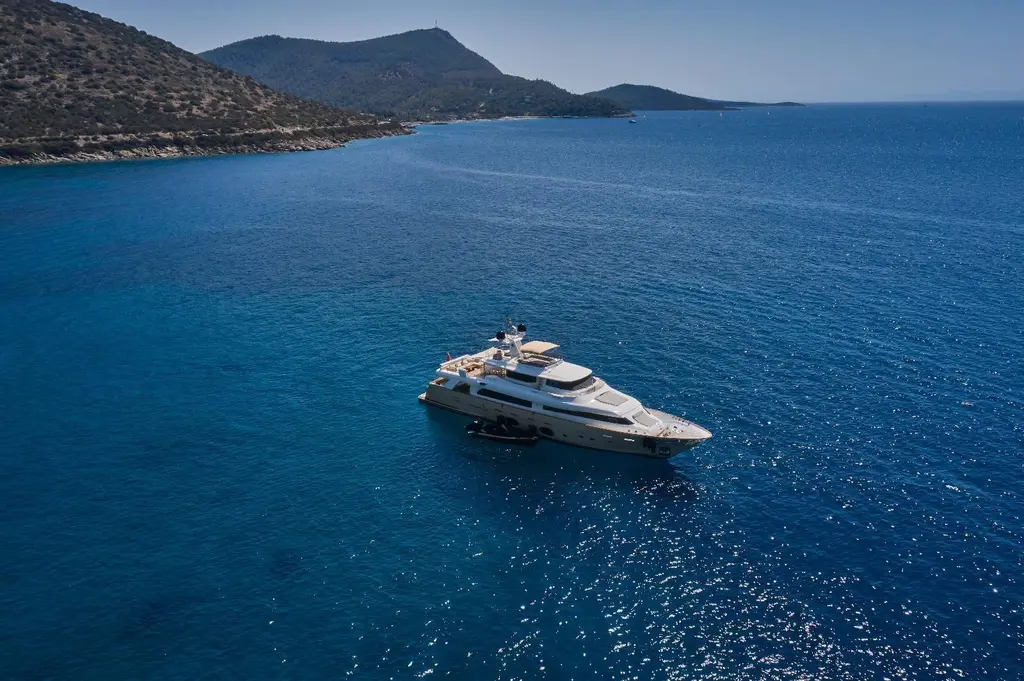 2010 Custom Line Navetta 33 Yacht For Sale in Istanbul 2010 Custom Line Navetta 33 Yacht For Sale in Istanbul