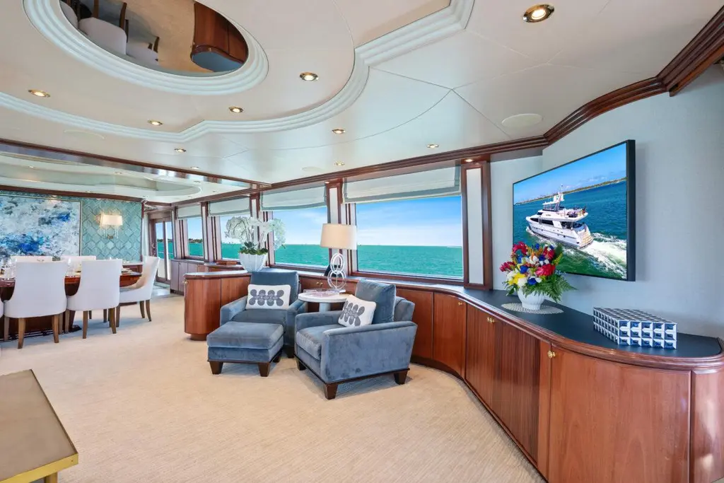 RISK AND REWARD 2004 Crescent Raised Pilothouse Yacht For Sale in West Palm Beach FL RISK AND REWARD 2004 Crescent Raised Pilothouse Yacht For Sale in West Palm Beach FL