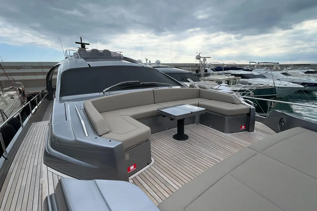 2024 Pershing 8X Yacht For Sale in Torre Annunziata IT-NA 2024 Pershing 8X Yacht For Sale in Torre Annunziata IT-NA