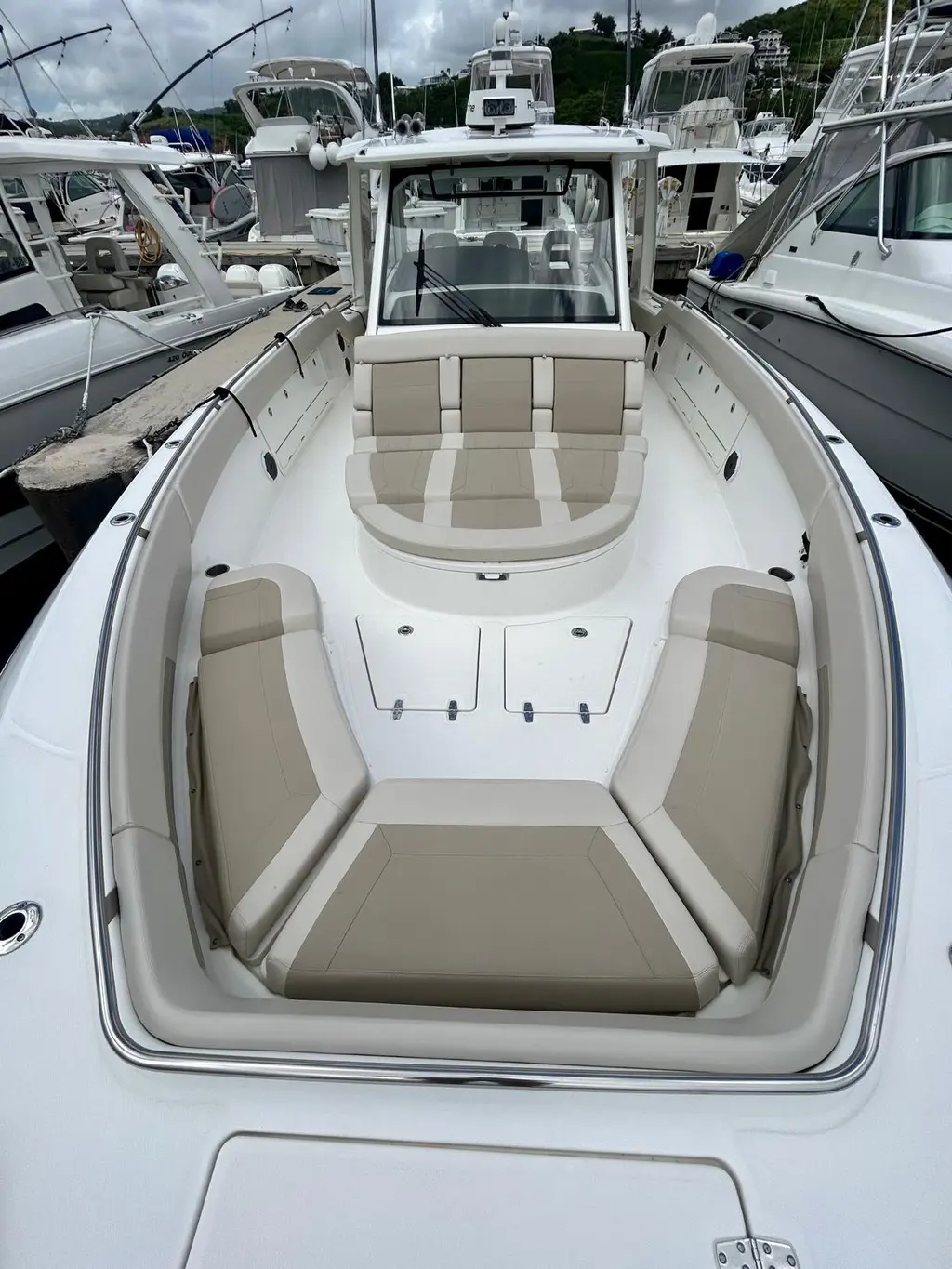 2019 Boston Whaler 420 Outrage Yacht For Sale in Fajardo 2019 Boston Whaler 420 Outrage Yacht For Sale in Fajardo