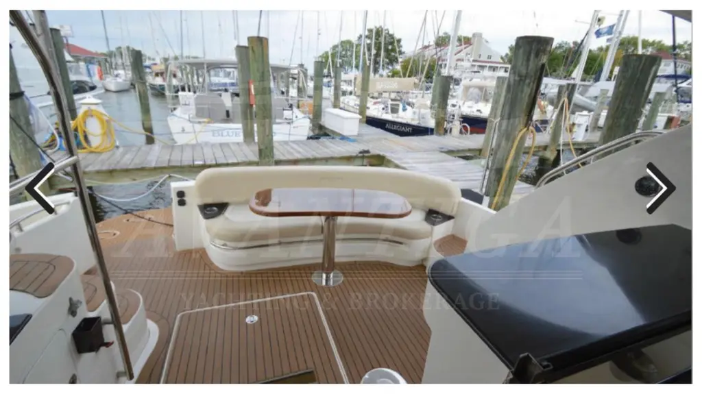 2010 Meridian 541 Sedan Yacht For Sale in MUGLA 2010 Meridian 541 Sedan Yacht For Sale in MUGLA