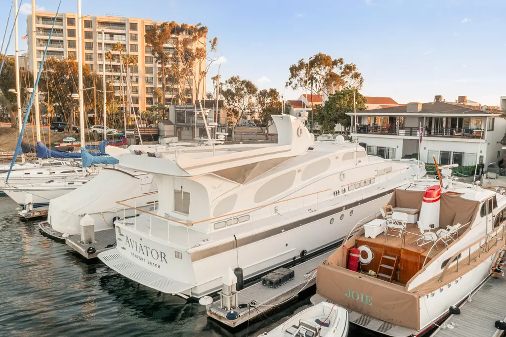 Aviator 1945 Custom Robinson - Aviator Yacht For Sale in Newport Beach CA Aviator 1945 Custom Robinson - Aviator Yacht For Sale in Newport Beach CA