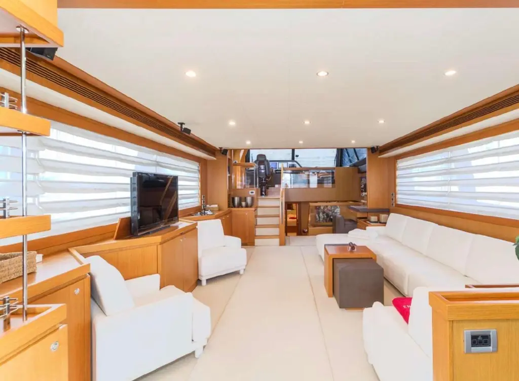 2011 Ferretti Yachts Altura 840 Yacht For Sale in Sibenik 2011 Ferretti Yachts Altura 840 Yacht For Sale in Sibenik