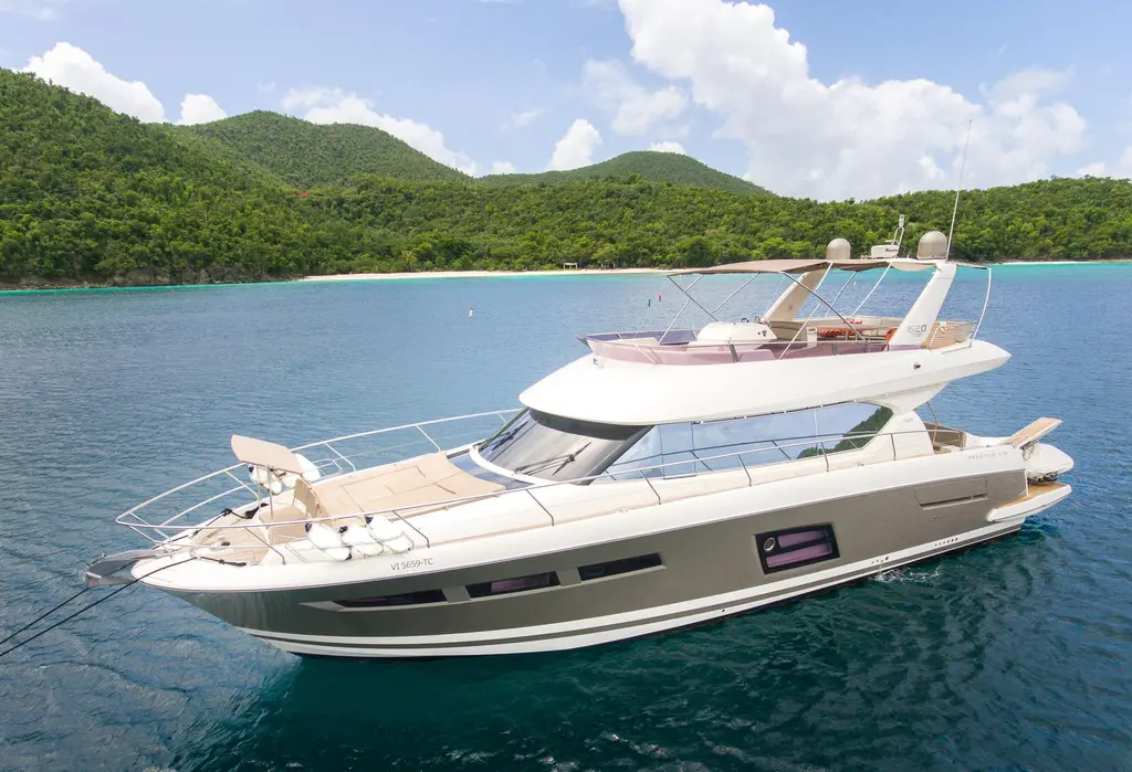 2013 Prestige 620 Yacht For Sale in Nice 06 2013 Prestige 620 Yacht For Sale in Nice 06