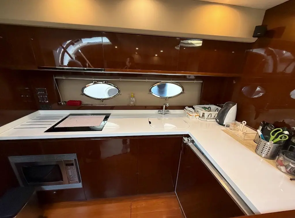 2009 Princess V53 Yacht For Sale in Glyfada 2009 Princess V53 Yacht For Sale in Glyfada
