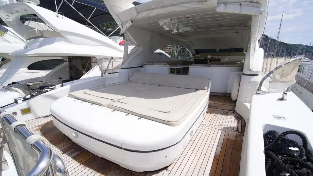 1999 Mangusta Mangusta 72 Yacht For Sale in Francia, Costa Azzurra 1999 Mangusta Mangusta 72 Yacht For Sale in Francia, Costa Azzurra