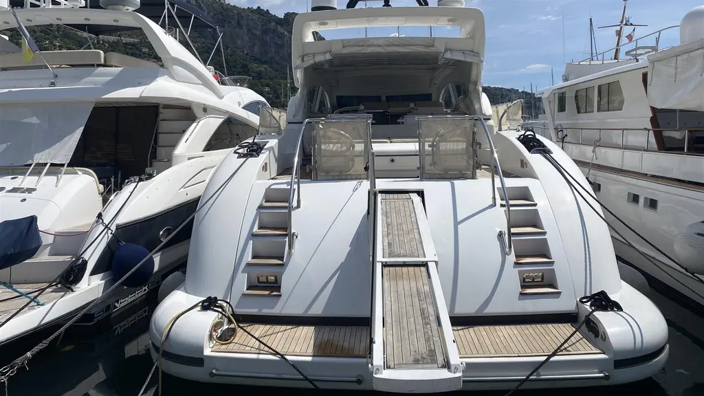 1999 Mangusta Mangusta 72 Yacht For Sale in Francia, Costa Azzurra 1999 Mangusta Mangusta 72 Yacht For Sale in Francia, Costa Azzurra