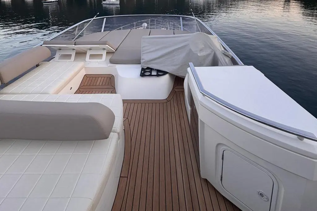 2014 Absolute Yachts 52 Fly Yacht For Sale in None 2014 Absolute Yachts 52 Fly Yacht For Sale in None