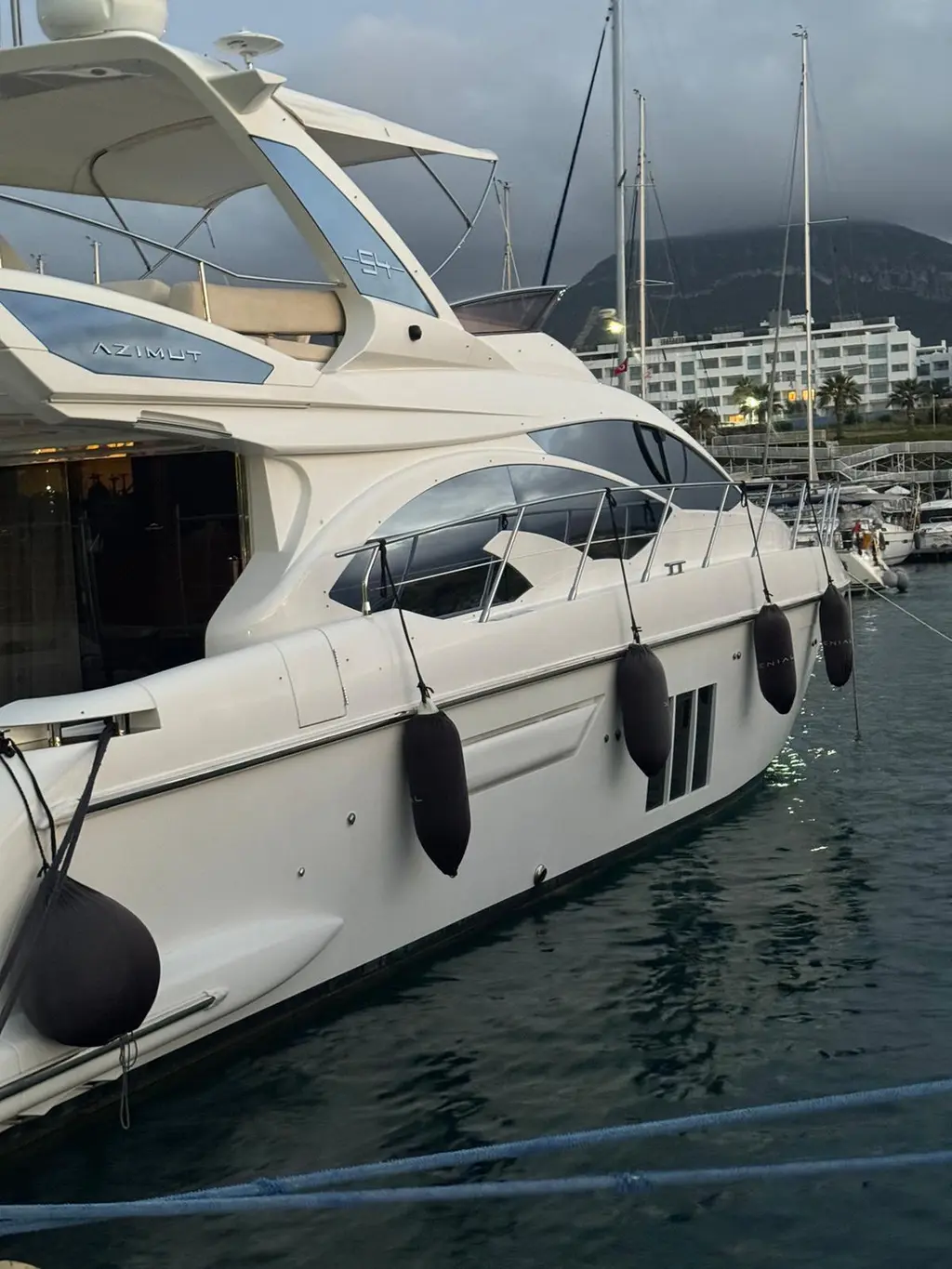 2014 Azimut 54 Yacht For Sale in istanbul 2014 Azimut 54 Yacht For Sale in istanbul