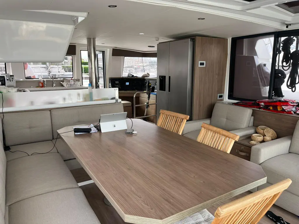 2023 Bali 4.4 Yacht For Sale in Port Grimaud 83 2023 Bali 4.4 Yacht For Sale in Port Grimaud 83