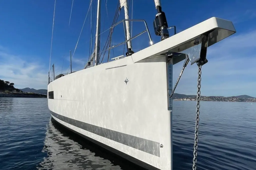 Yachting Conseil 2023 Jeanneau 60 Yacht For Sale in Hyeres 83 Yachting Conseil 2023 Jeanneau 60 Yacht For Sale in Hyeres 83