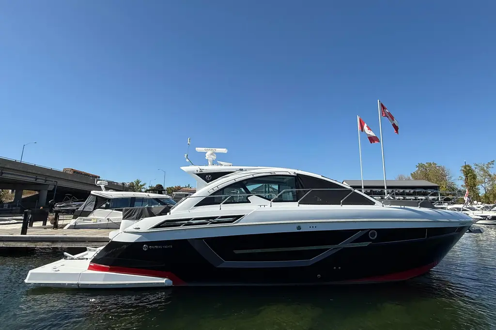 2022 Cruisers Yachts 50 Cantius Yacht For Sale in Orillia ON 2022 Cruisers Yachts 50 Cantius Yacht For Sale in Orillia ON