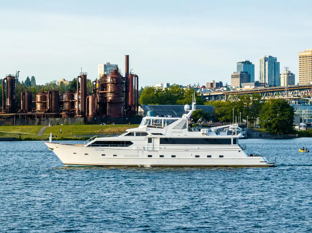 Andiamo 1991 Broward 102 Yacht For Sale in Seattle WA Andiamo 1991 Broward 102 Yacht For Sale in Seattle WA