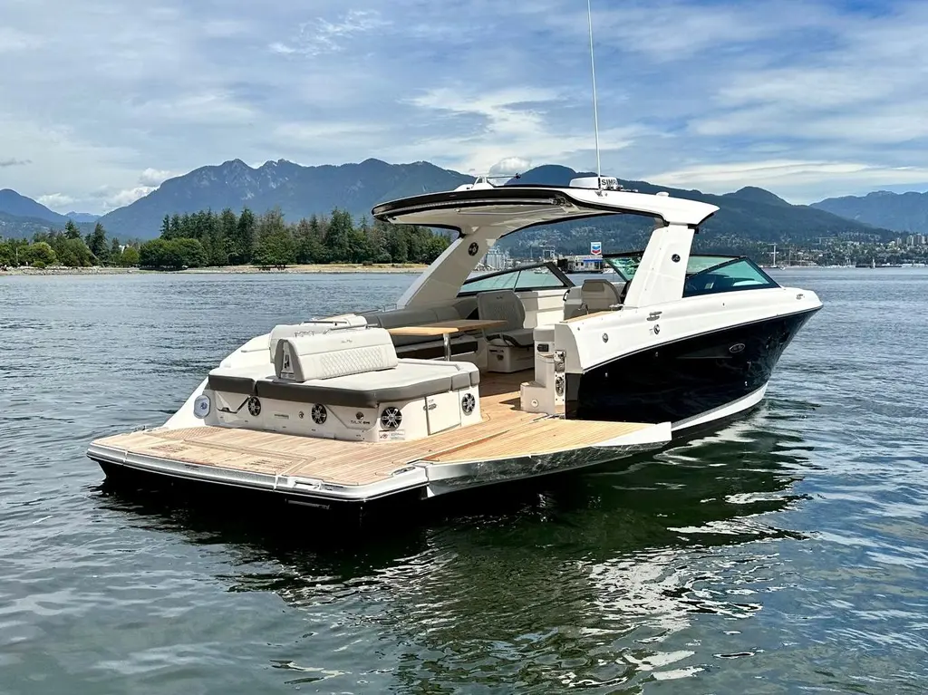 Aquaholic 2023 Sea Ray SLX 400 Yacht For Sale in Kelowna BC Aquaholic 2023 Sea Ray SLX 400 Yacht For Sale in Kelowna BC