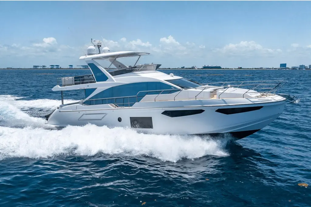DOLCE VITA 2024 Azimut 60 Fly Yacht For Sale in Naples FL
