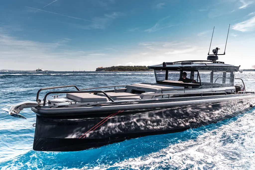 2023 Brabus Shadow 900 XC Cross Cabin Yacht For Sale in Tallinn 2023 Brabus Shadow 900 XC Cross Cabin Yacht For Sale in Tallinn