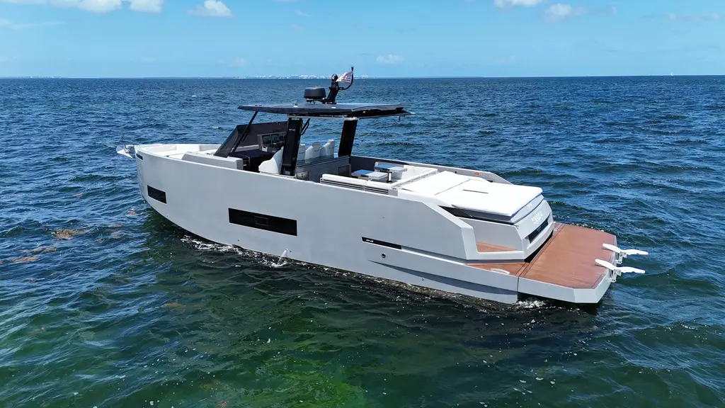 2021 De Antonio D42 Yacht For Sale in Coral Gables FL 2021 De Antonio D42 Yacht For Sale in Coral Gables FL